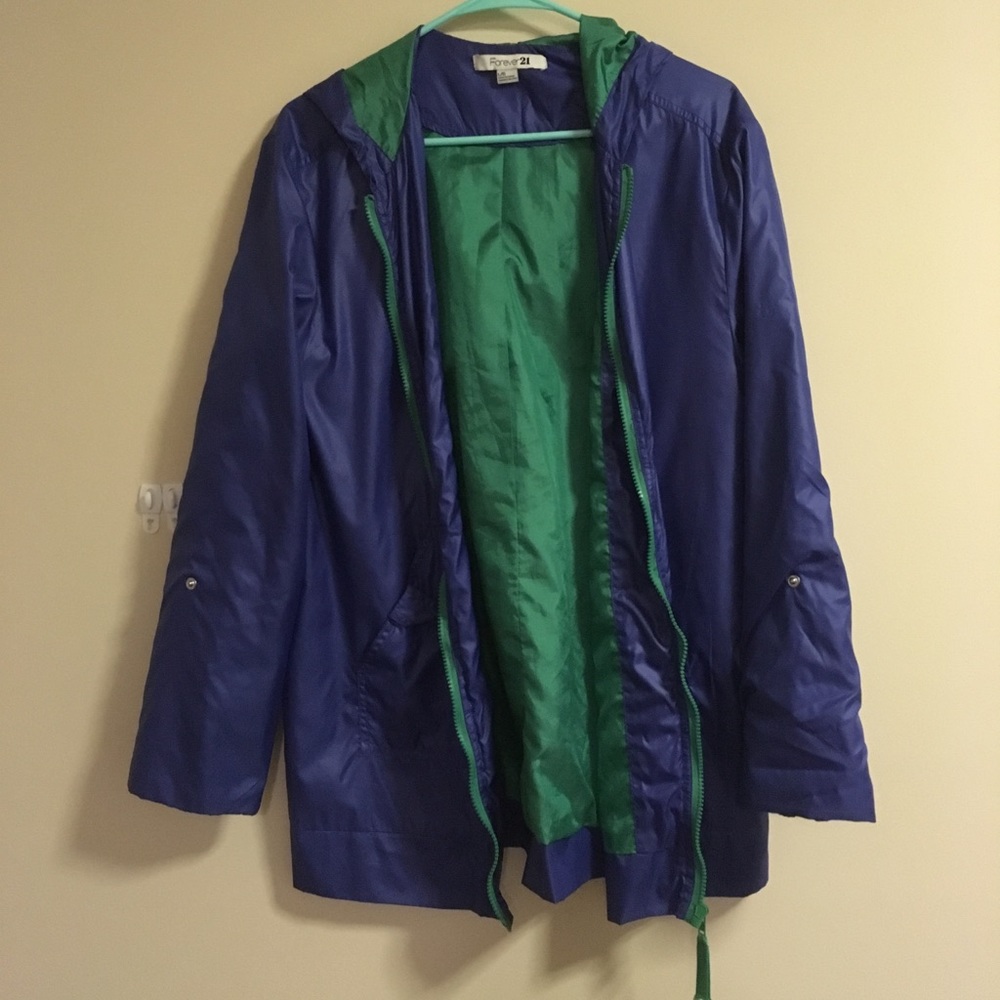 Thin rain jacket